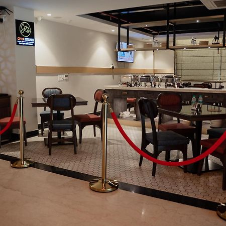 Belvedere Suites เกรทเตอร์นอยดา ภายนอก รูปภาพ