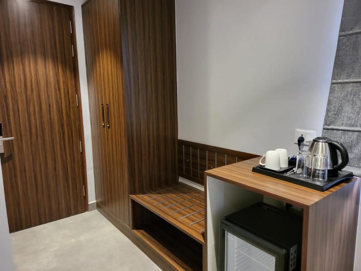 Belvedere Suites เกรทเตอร์นอยดา ภายนอก รูปภาพ