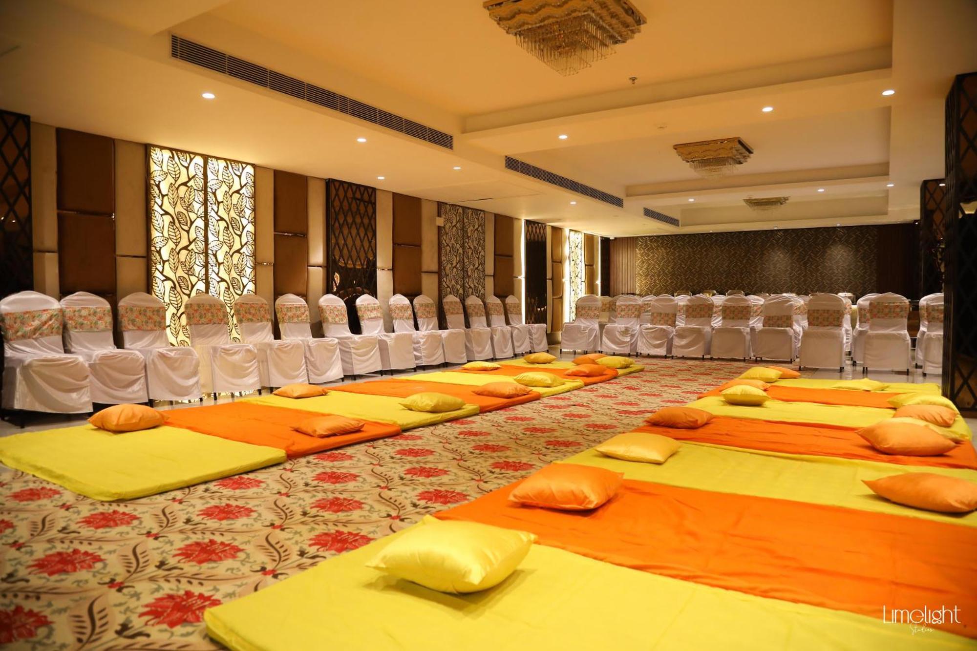 Belvedere Suites เกรทเตอร์นอยดา ภายนอก รูปภาพ