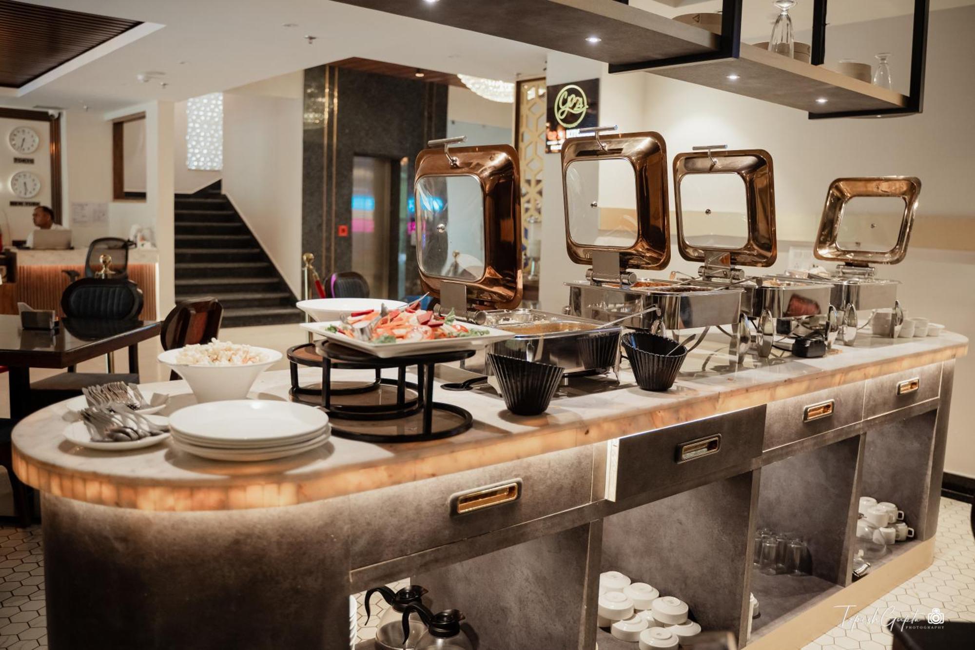 Belvedere Suites เกรทเตอร์นอยดา ภายนอก รูปภาพ