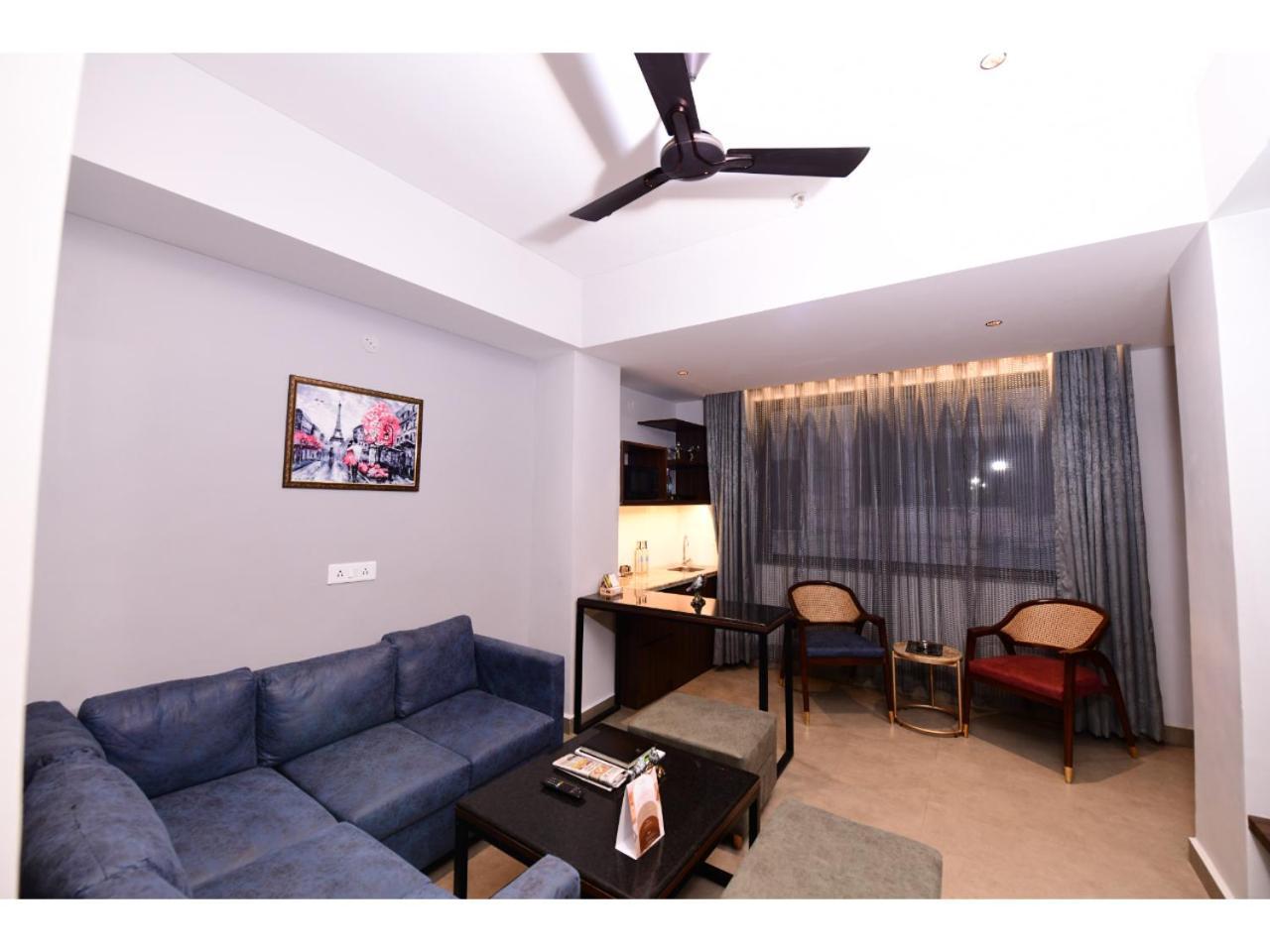 Belvedere Suites เกรทเตอร์นอยดา ภายนอก รูปภาพ