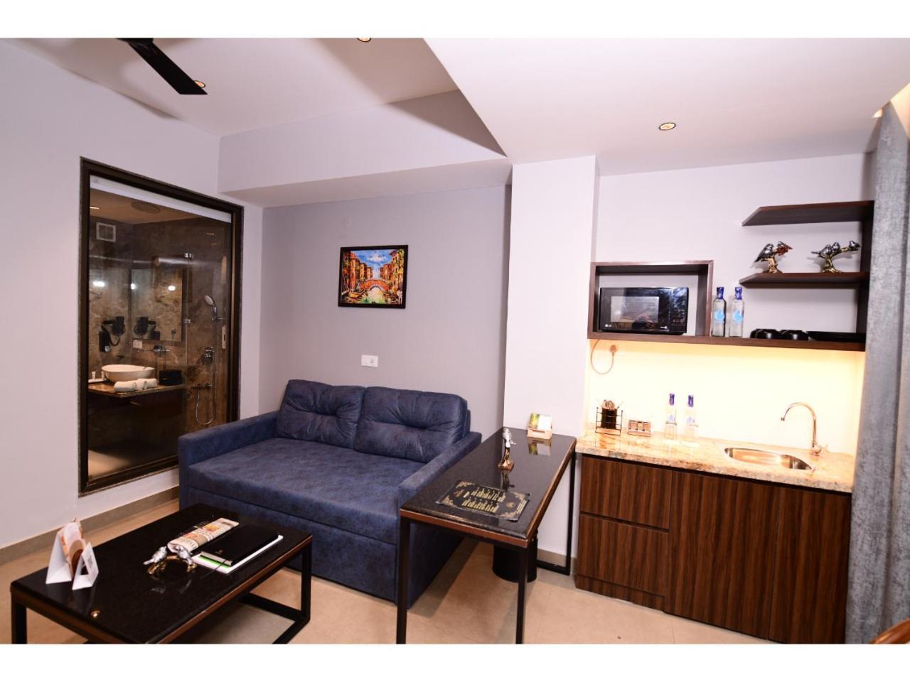 Belvedere Suites เกรทเตอร์นอยดา ภายนอก รูปภาพ