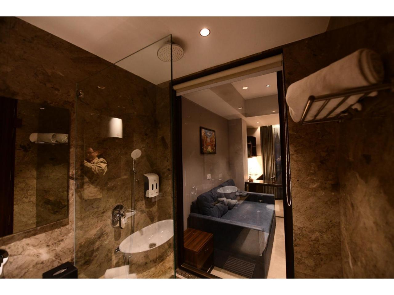 Belvedere Suites เกรทเตอร์นอยดา ภายนอก รูปภาพ
